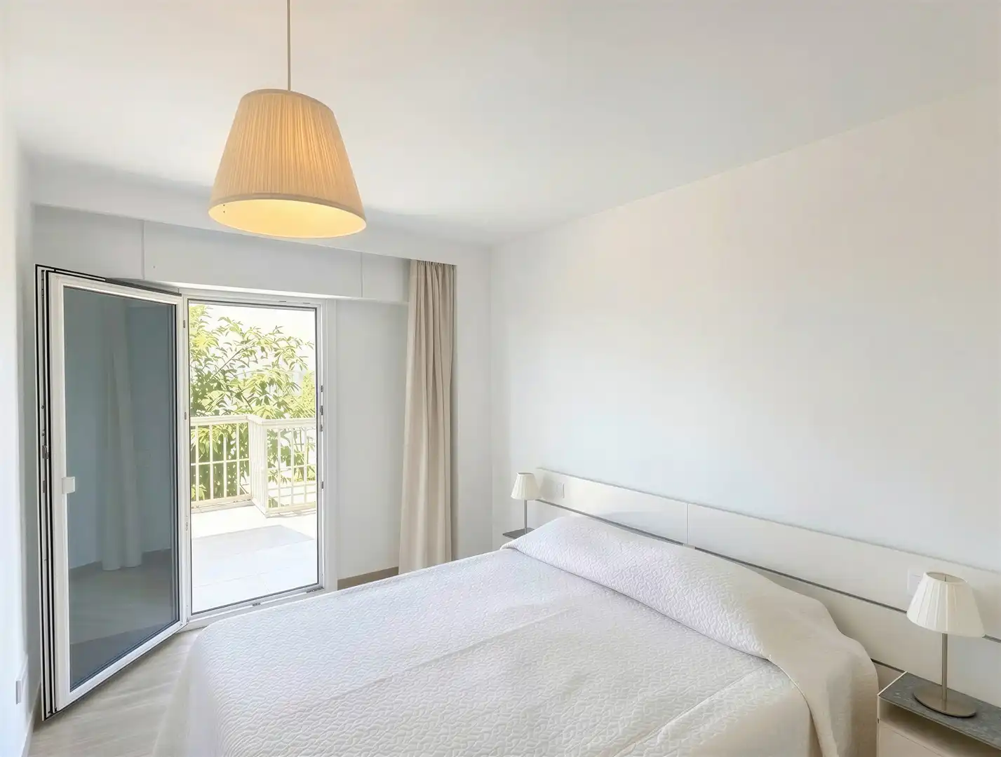 Bedroom of Apartments for rent in  Palma de Mallorca  with Air Conditioner and Terrace