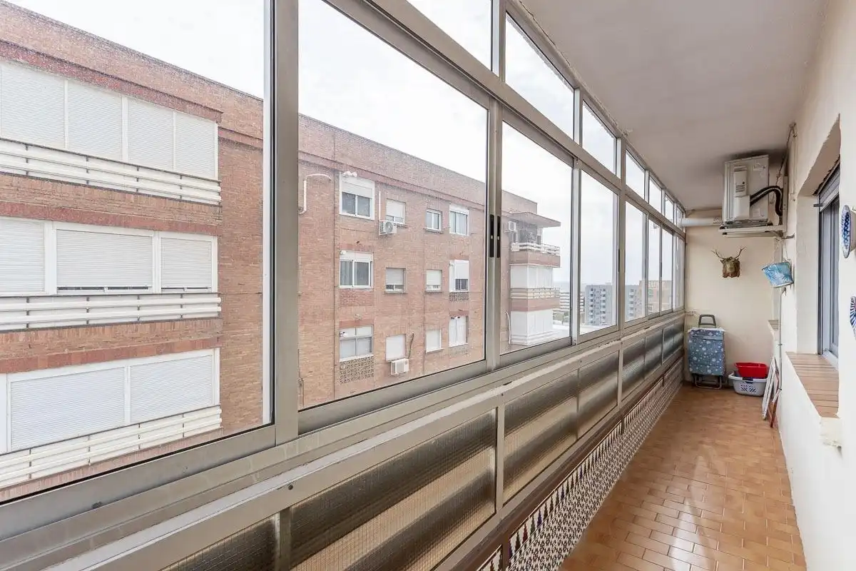 Flat with terrace to rent in Chana, imagen 8