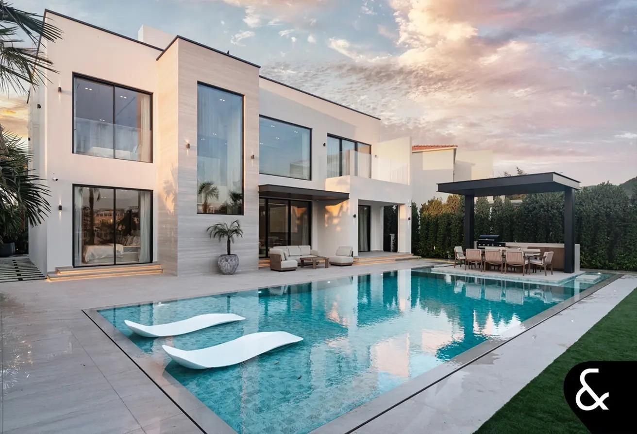 Piscina de Casa o xalet en venda en  Barcelona Capital amb Jardí privat, Terrassa i Piscina