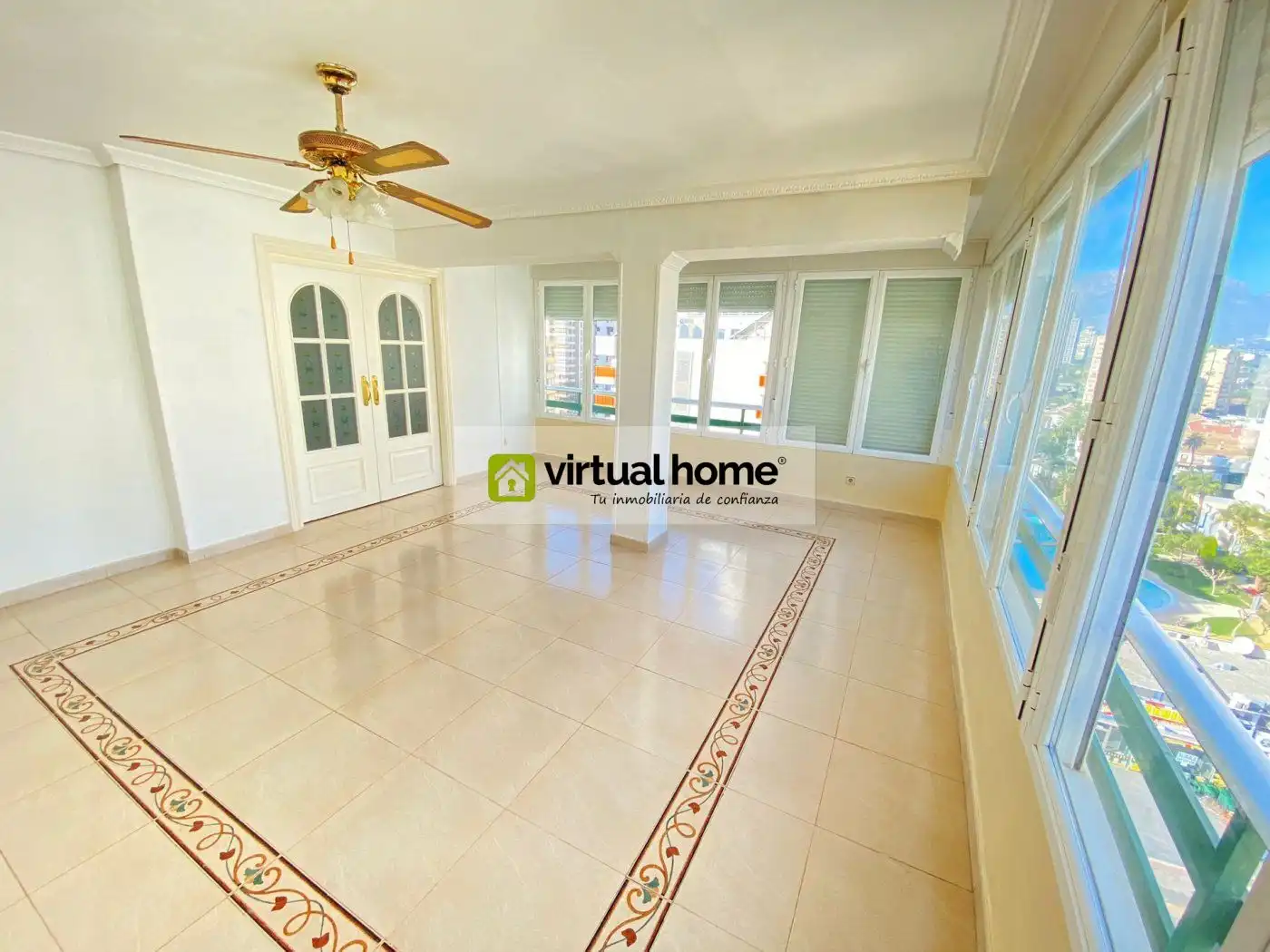 Living room of Flat for sale in Benidorm  with Air Conditioner, Heating and Private garden