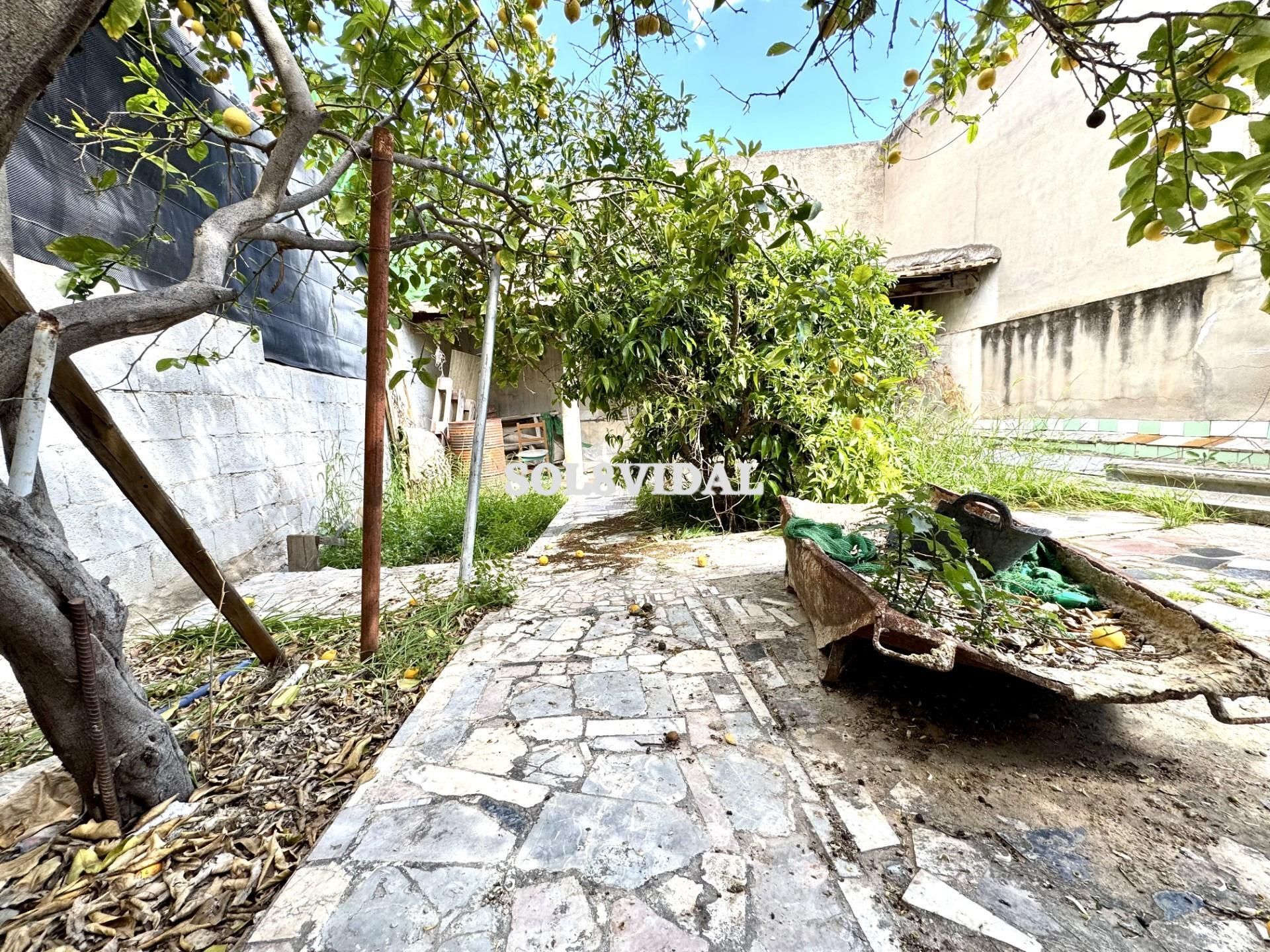 Casa o xalet en venda en Orihuela amb Jardí privat, Terrassa i Alarma