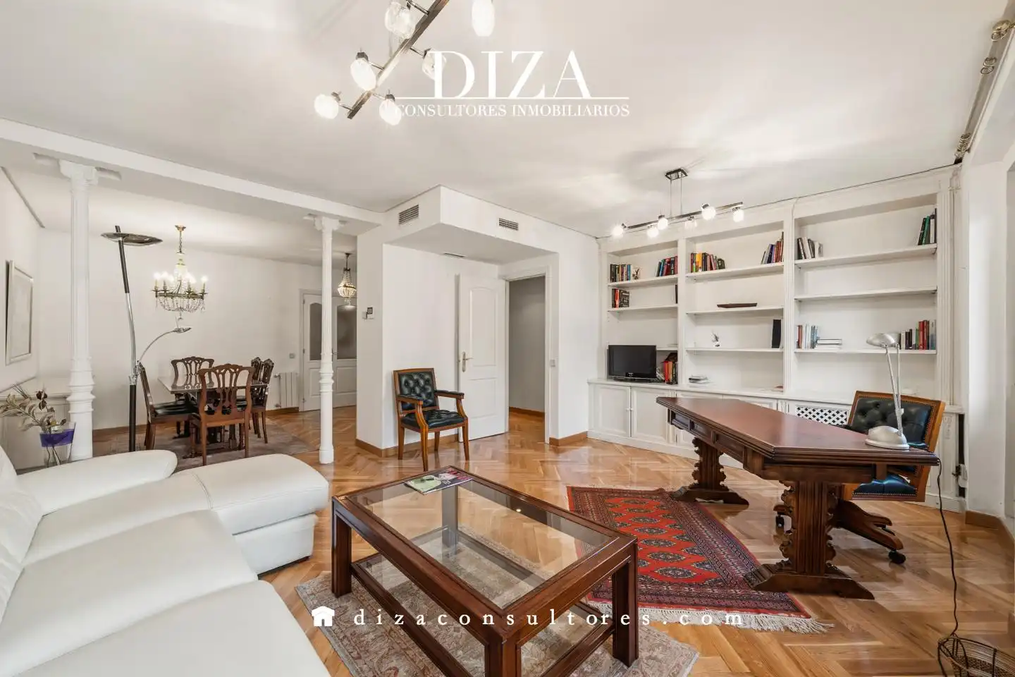 Vista exterior de Piso en venta en Madrid con Aire acondicionado, Calefacción y Parquet