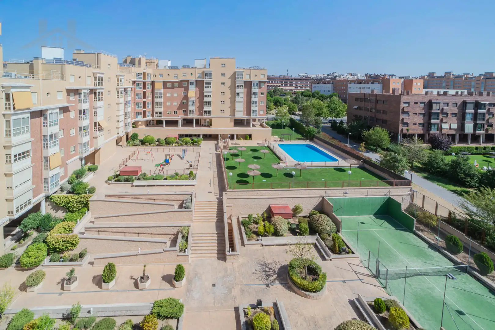 Exterior view of Flat for sale in Madrid  with Air Conditioner, Heating and Storage room