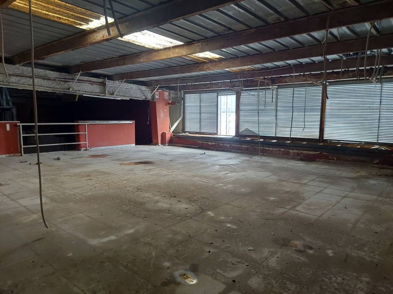 Industrial buildings for sale in Centro