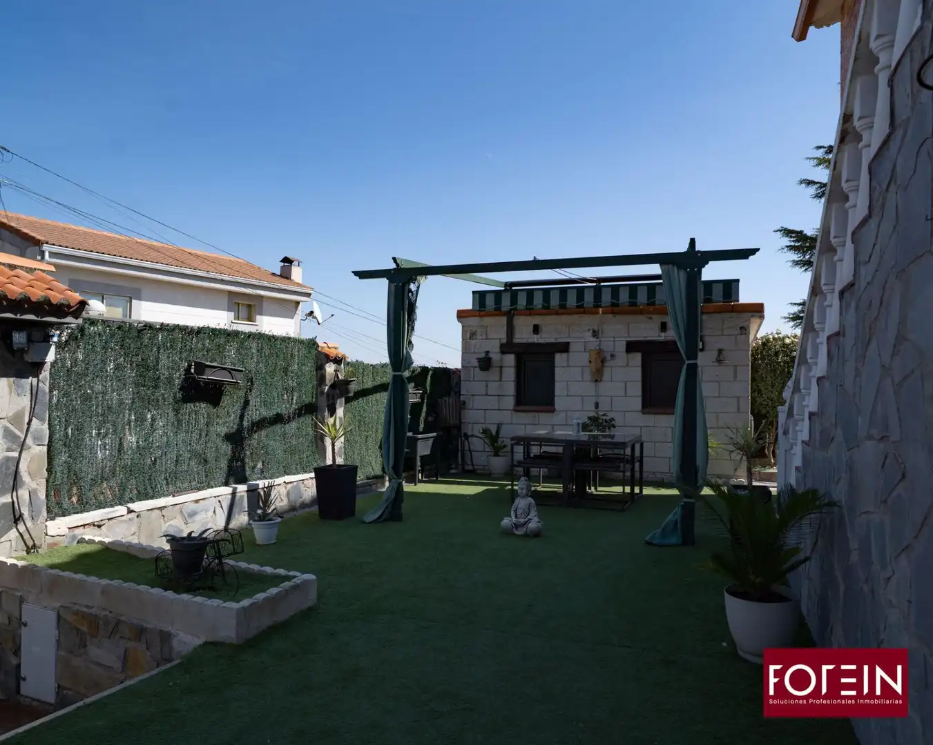 Terrassa de Casa o xalet en venda en Torrejón del Rey amb Aire condicionat, Calefacció i Jardí privat