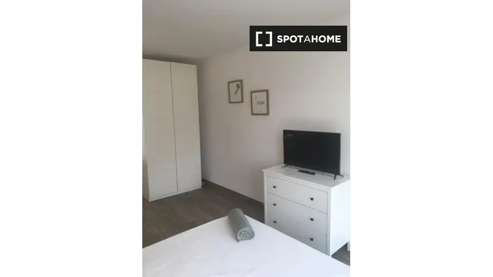 Room in Berango