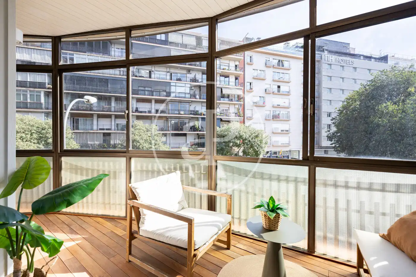 Wohnung mit Terrasse zum Verkauf in Travessera de les Corts, imagen 4