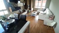 Living room of Flat for sale in Villaquilambre