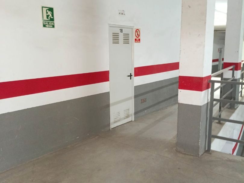 Parking of Box room to rent in Rocafort