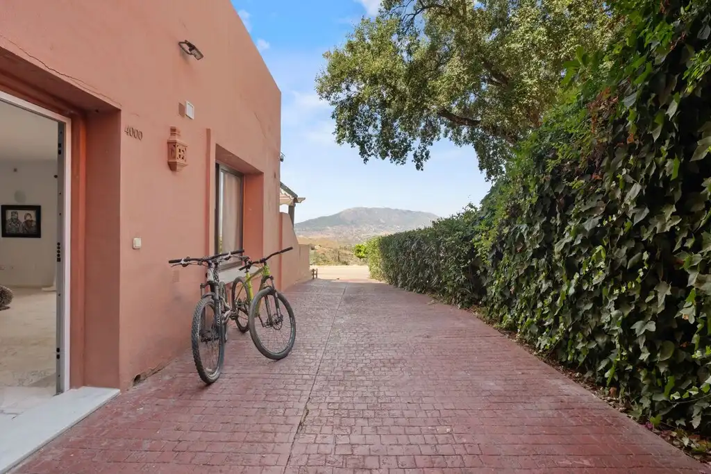 Vista exterior de Planta baja en venta en Ojén con Aire acondicionado, Jardín privado y Terraza
