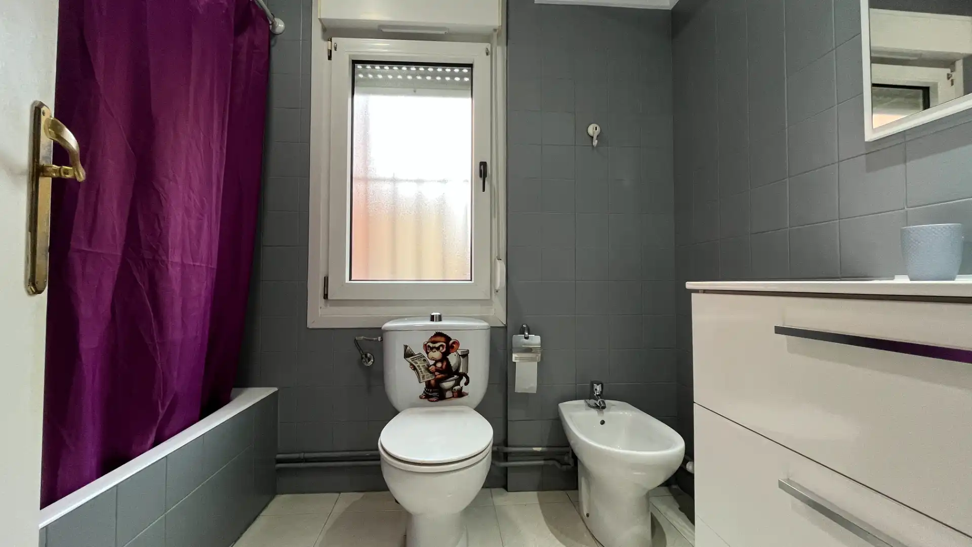 Baño de Piso en venta en Getxo  con Calefacción, Parquet y Trastero