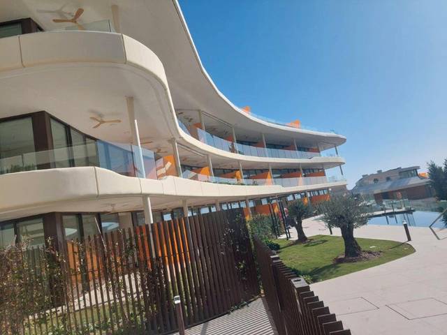 Piso en Venta en Avenida del Higuerón, 3V en El Higuerón