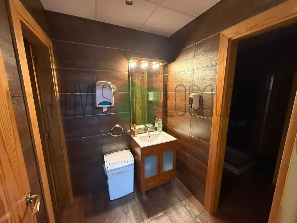 Bathroom of Industrial buildings for rent in Fuenlabrada