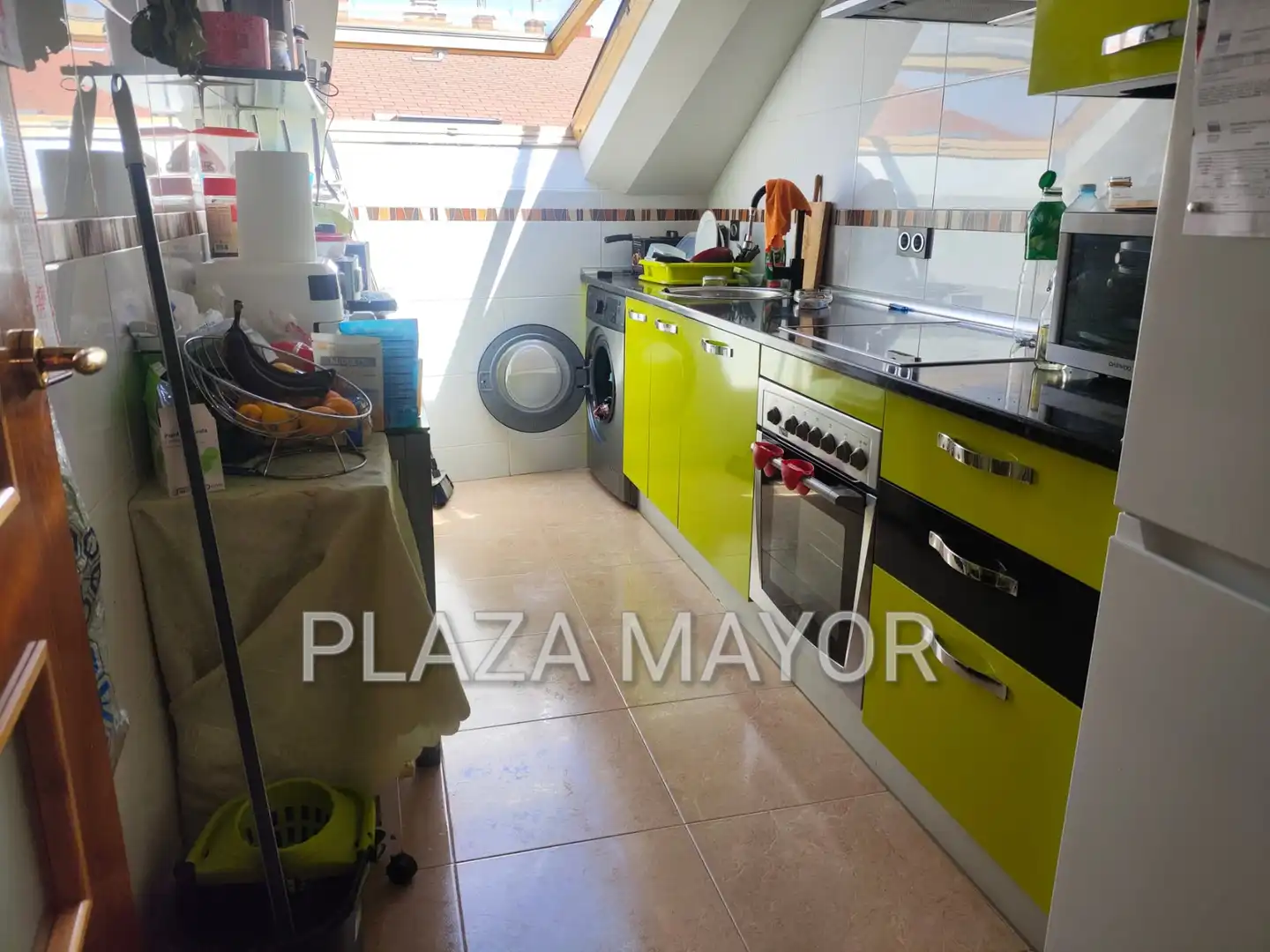 Cocina de Ático en venta en Moriscos con Calefacción, Terraza y Amueblado
