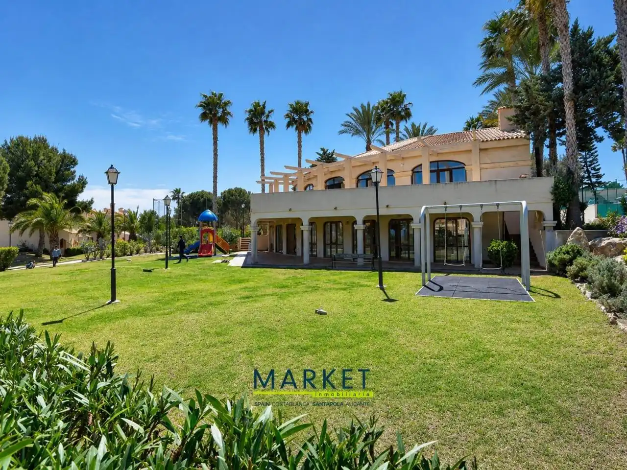 Exterior view of Detached homes for sale in Santa Pola  with Air Conditioner, Private garden and Parquet flooring