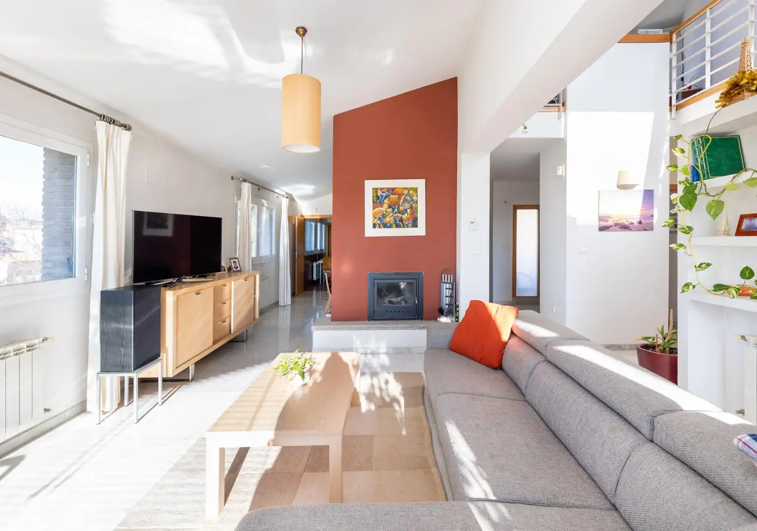 Sala de estar de Casa o chalet en venta en Cájar con Calefacción, Piscina y Alarma