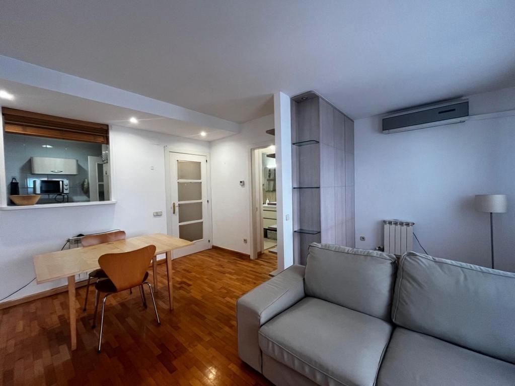 Sala d'estar de Pis en venda en La Garriga amb Aire condicionat, Calefacció i Parquet
