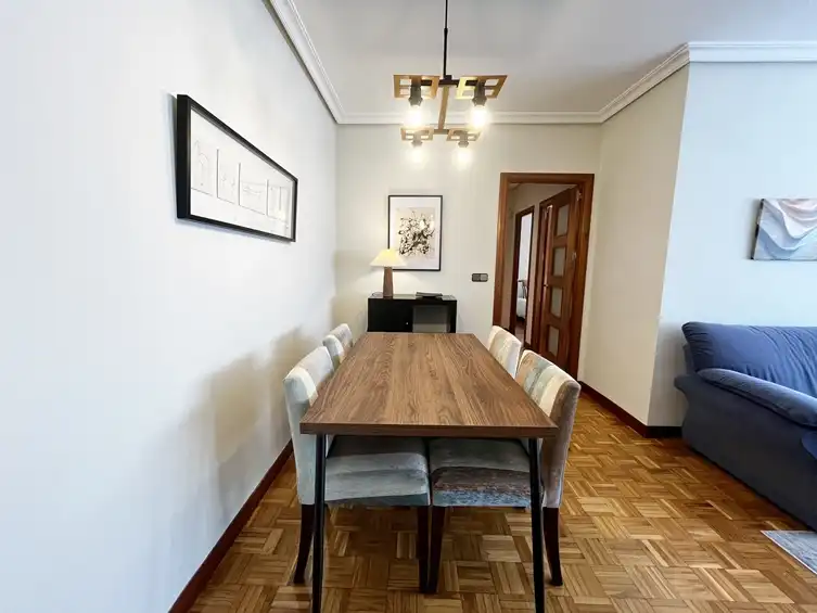 Comedor de Piso de alquiler en Madrid con Aire acondicionado, Calefacción y Parquet