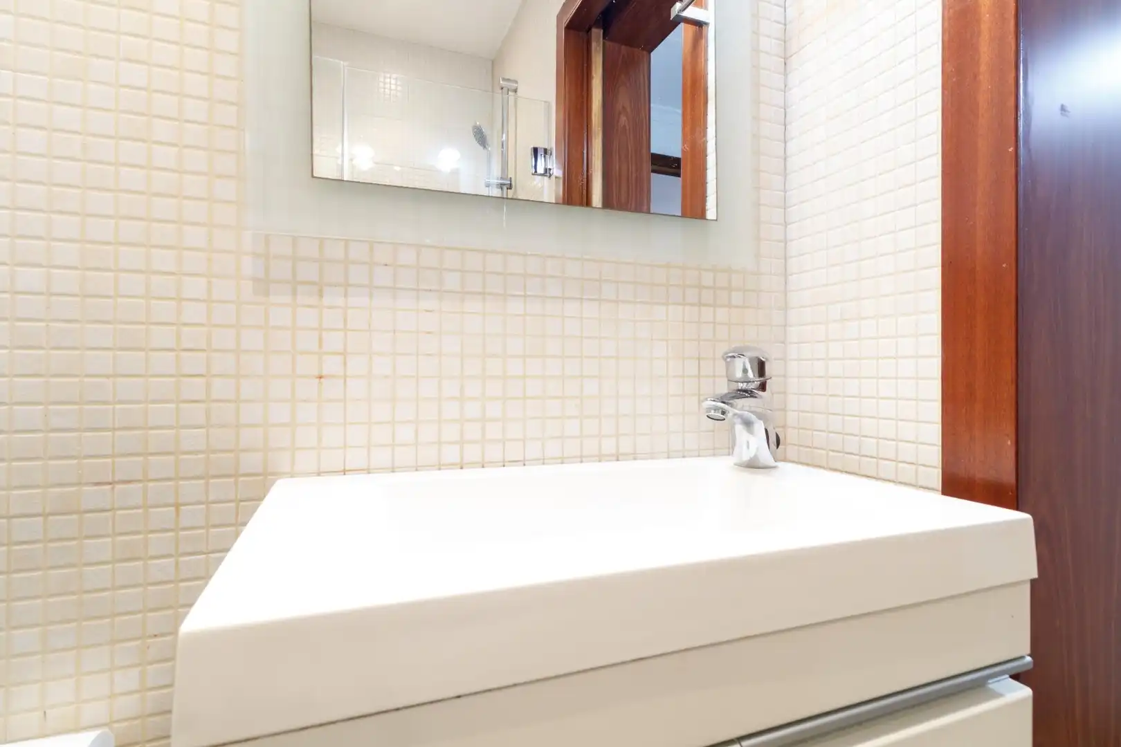 Badezimmer von Wohnung zum Verkauf in Viladecans mit Klimaanlage, Parkett und Balkon