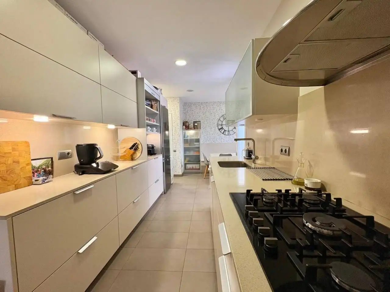 Küche von Maisonette zum Verkauf in Sant Cugat del Vallès mit Klimaanlage, Heizung und Parkett