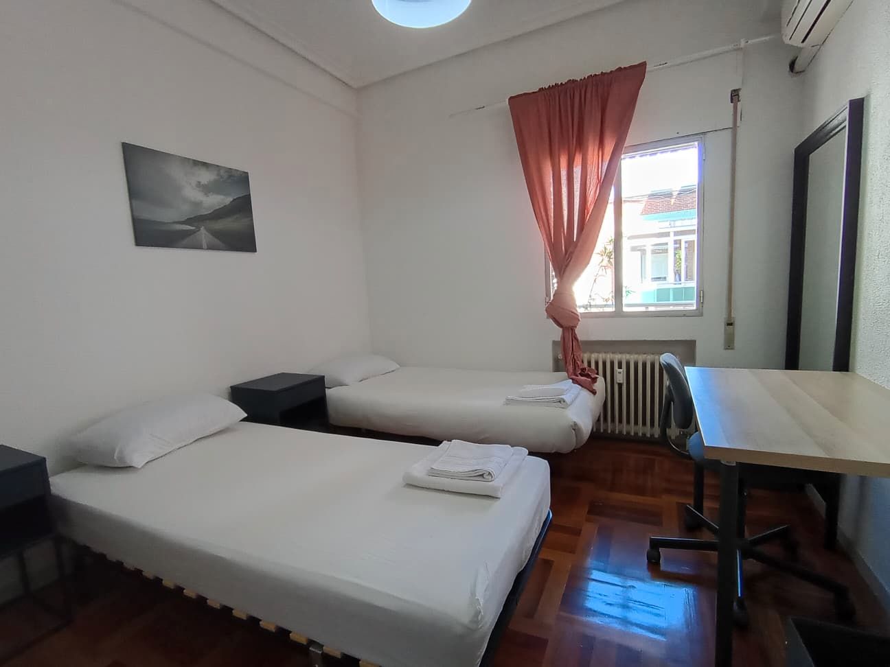 Habitación de Piso para compartir en  Madrid Capital con Aire acondicionado, Calefacción y Horno