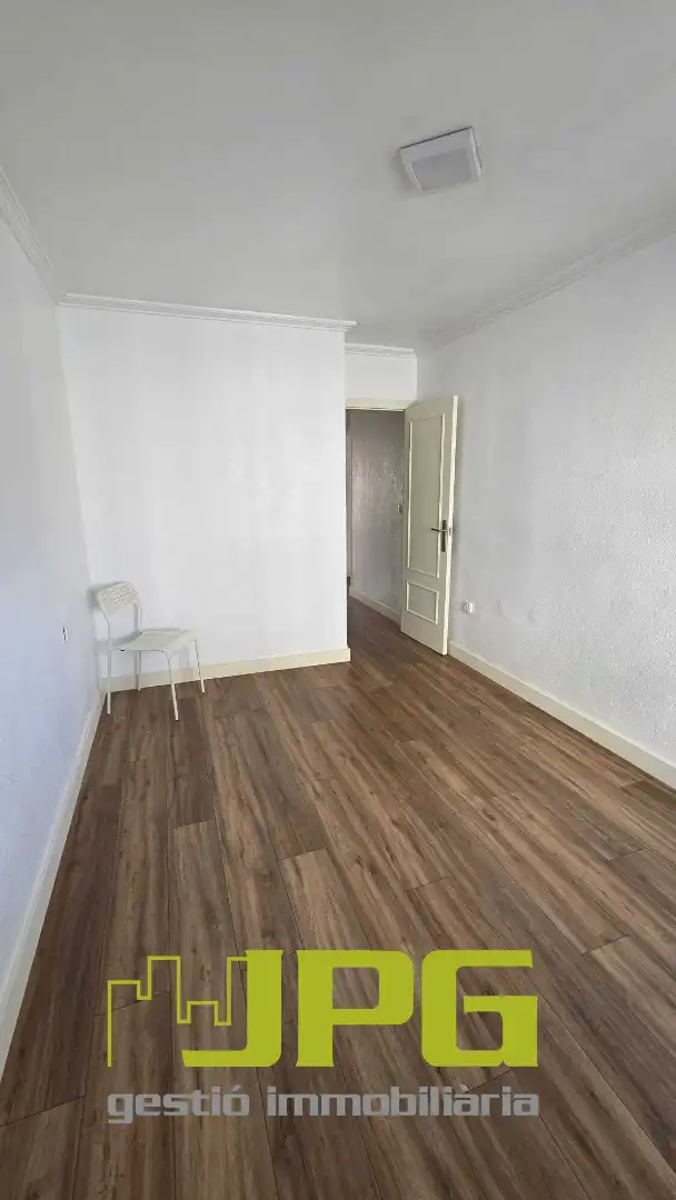 Habitación de Piso en venta en Mutxamel con Aire acondicionado, Balcón y Internet