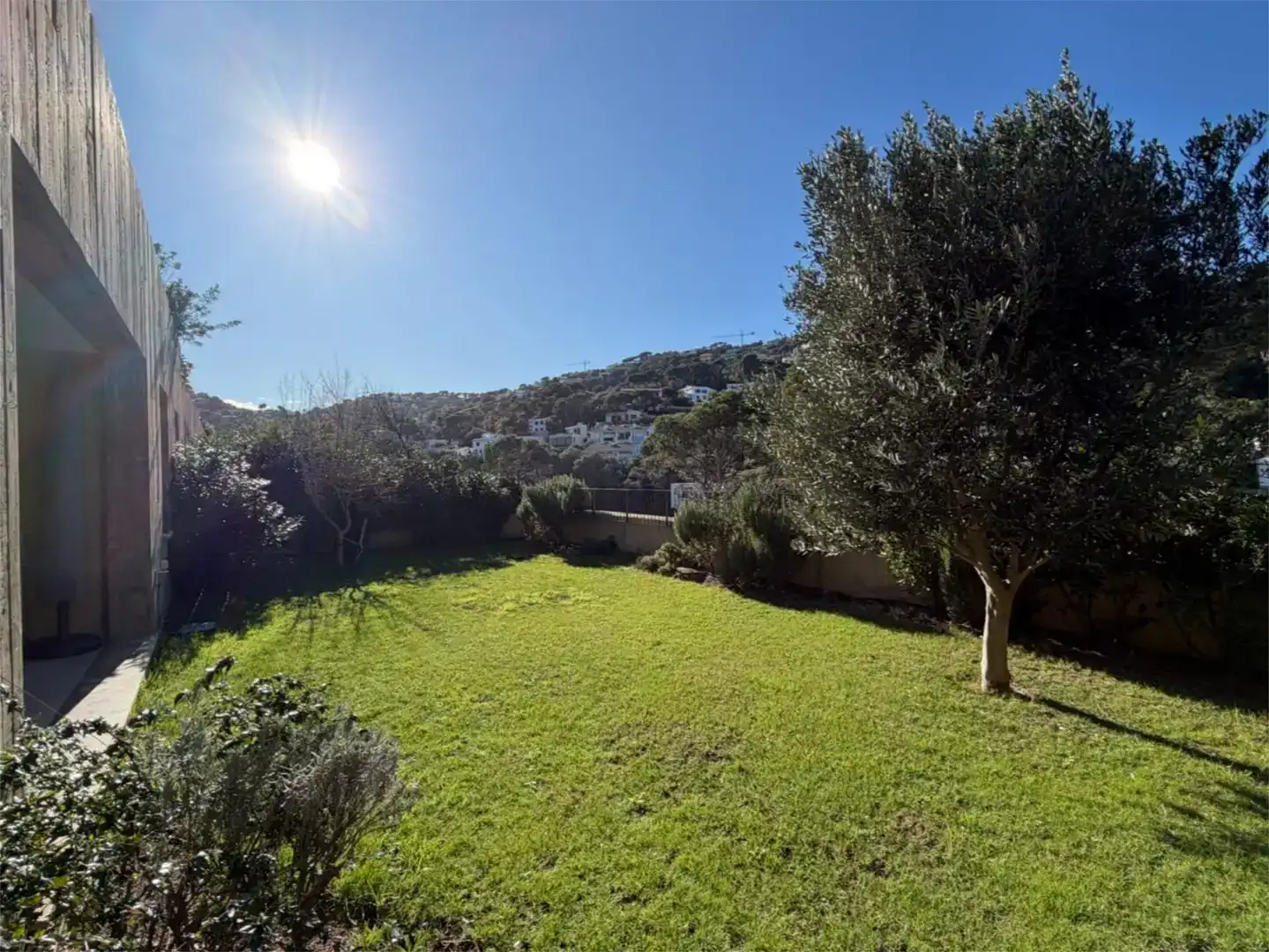 Wohnung zur Miete in Begur mit Klimaanlage und Schwimmbad