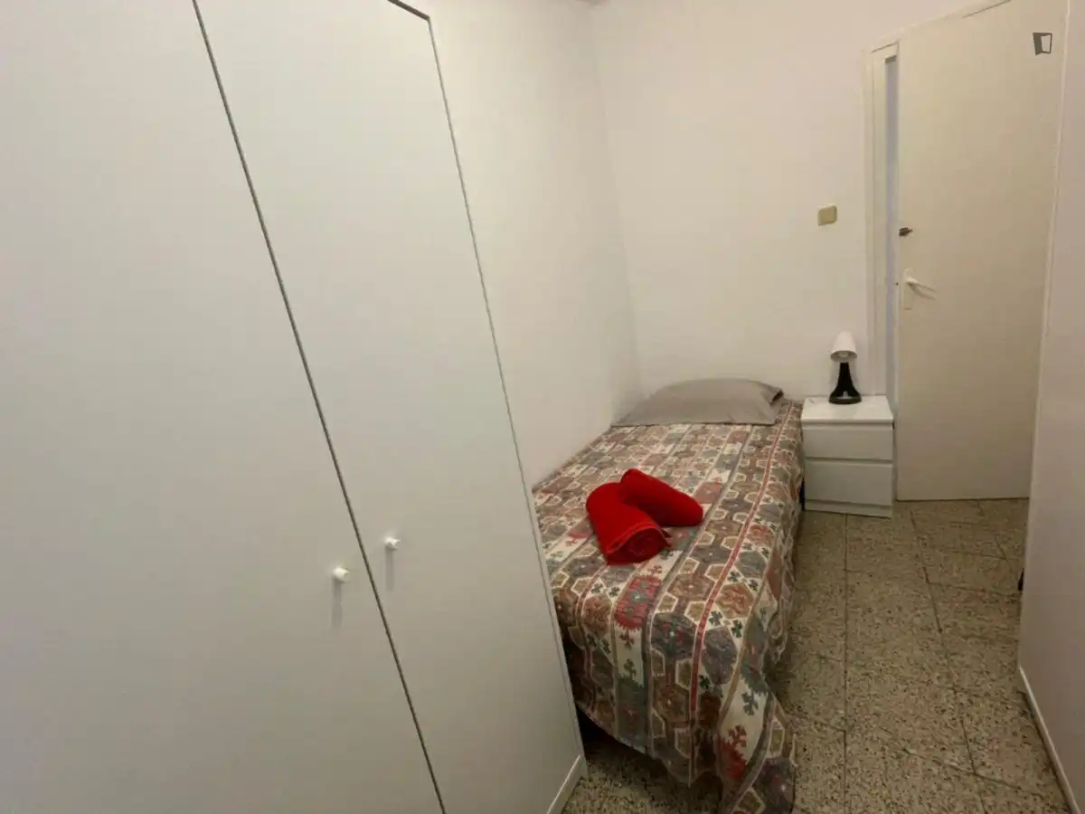 Appartement compact avec ascenseur à louer à Les Corts, imagen 4