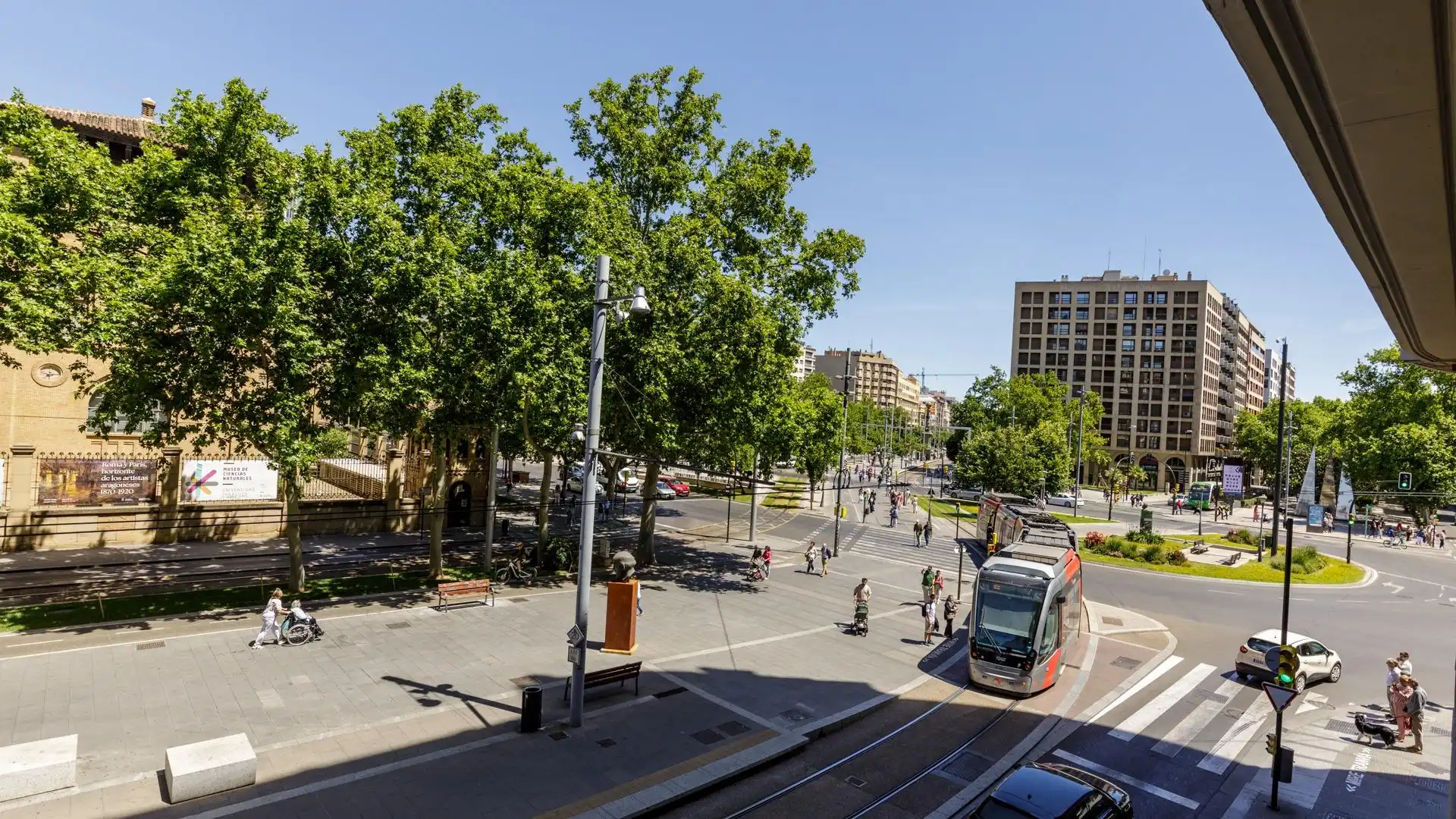 Vista exterior de Piso en venta en Zaragoza con Calefacción y Trastero