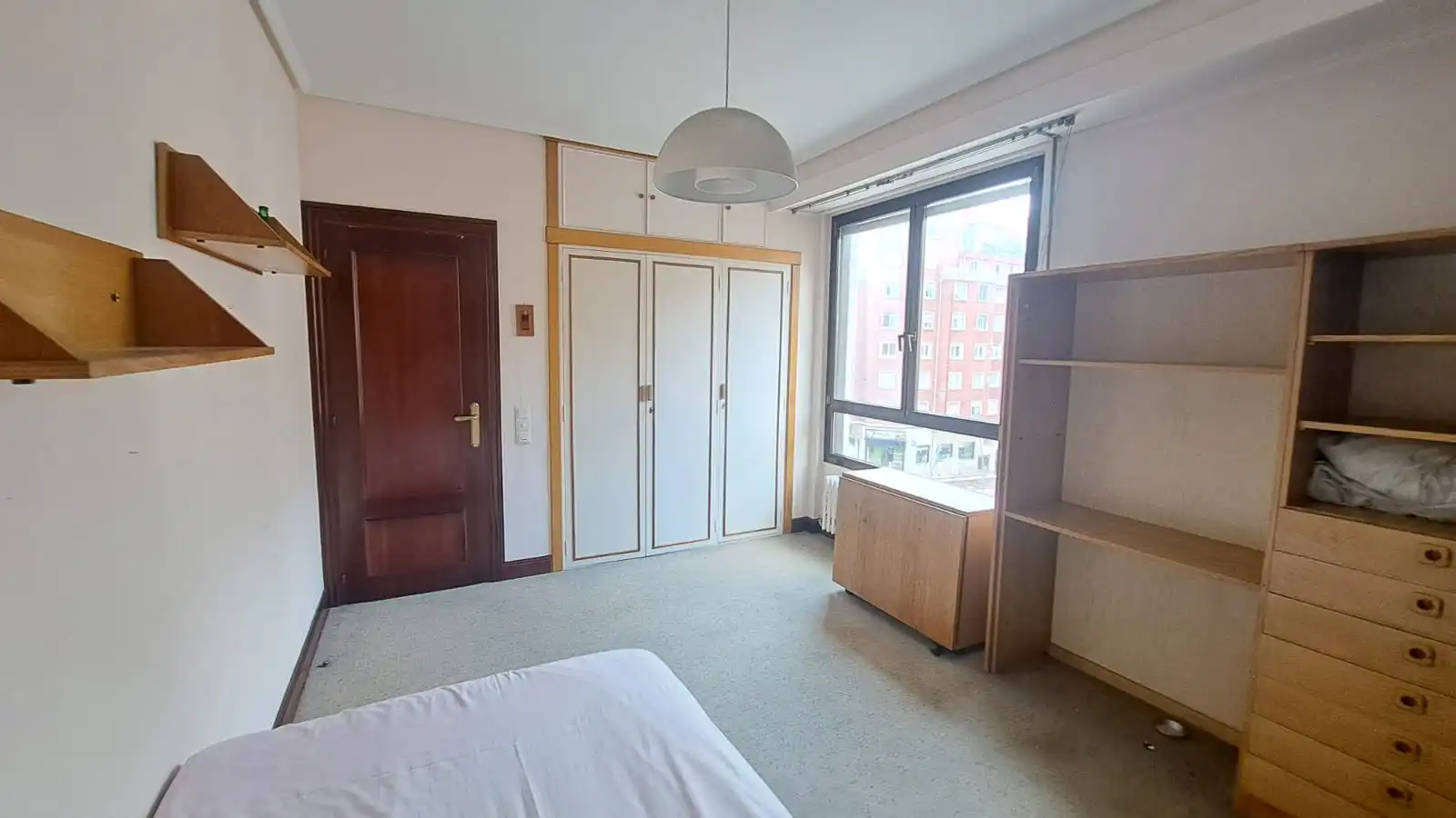 Habitación de Piso en venta en Bilbao  con Calefacción y Terraza