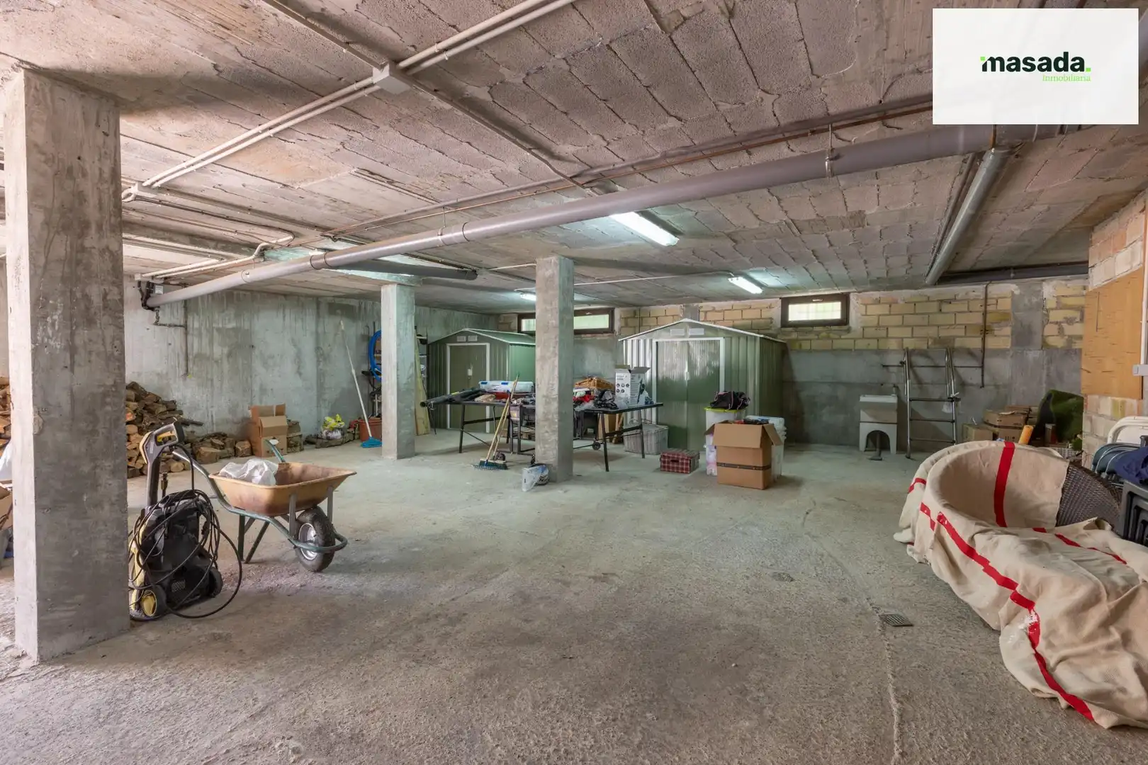 Casa o chalet en venta en Vegas del Genil con Calefacción, Jardín privado y Piscina