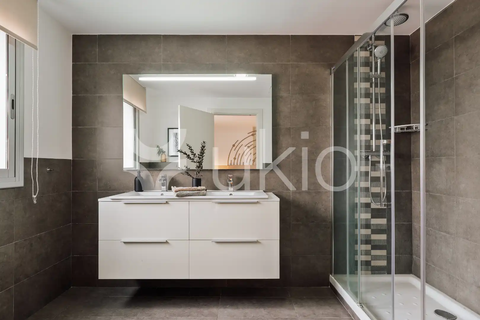 Baño de Apartamento de alquiler en Barcelona con Aire acondicionado, Calefacción y Terraza