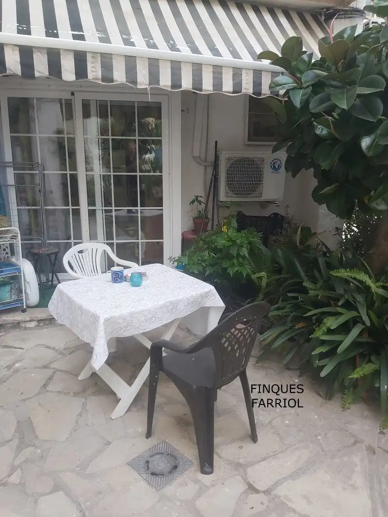 Apartament amb terrassa en venda a Carrer d'Osca
