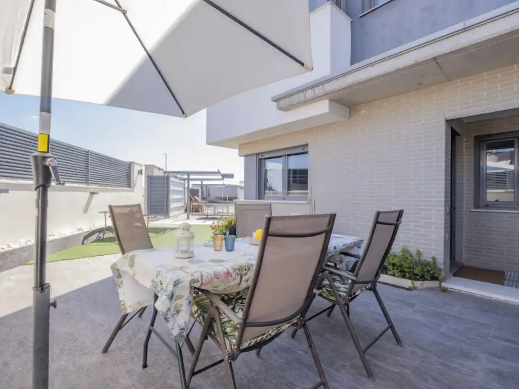 Villa mit Terrasse zum Verkauf in Calle Benicarlo, imagen 6