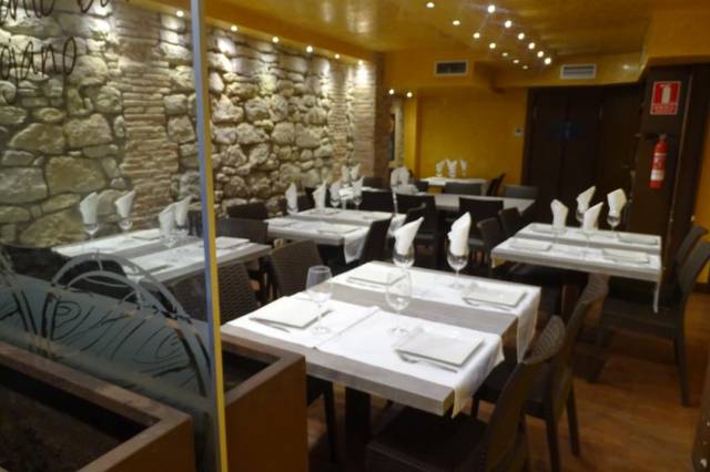 Local comercial en Alquiler en Logroño - El Peso en Casco Antiguo