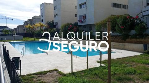 Photo 3 of Flat to rent in Octavio Paz, El Atabal, Málaga