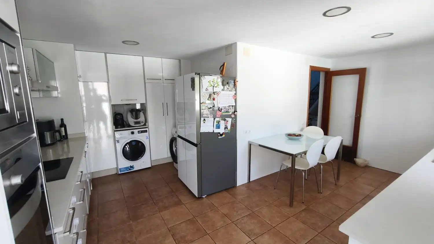 Cuina de Casa adosada en venda en Benicasim / Benicàssim amb Calefacció, Terrassa i Traster