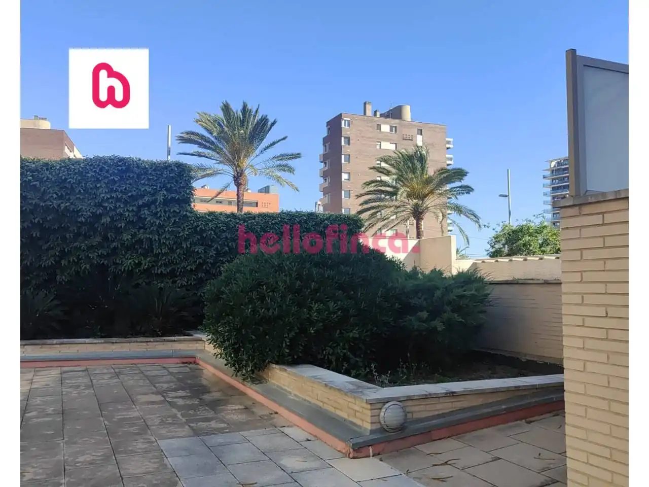 Maisonette zum Verkauf in Badalona mit Heizung, Parkett und Terrasse