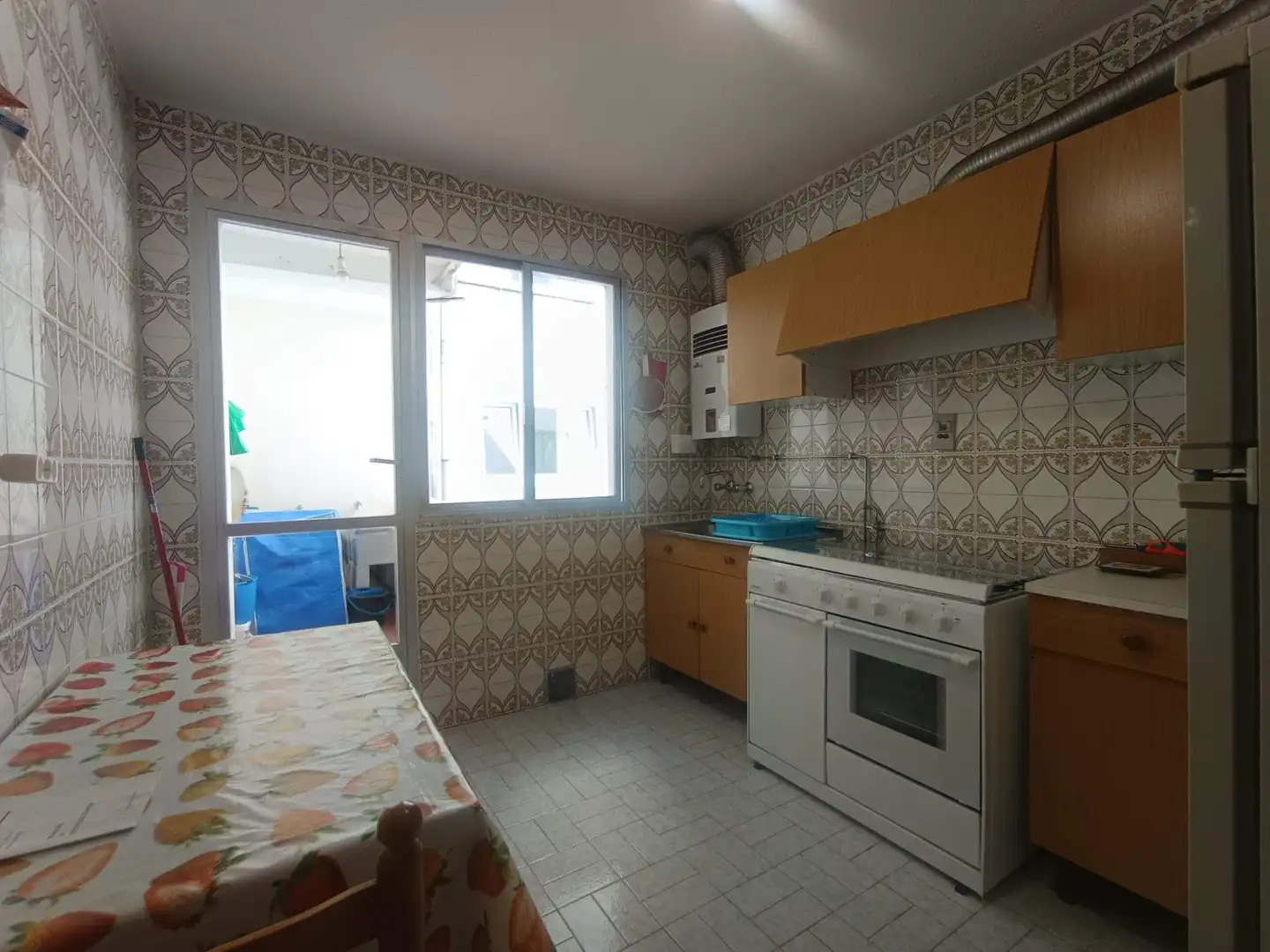 Kitchen of Flat for rent in A Coruña Capital   with Parquet flooring and Furnished
