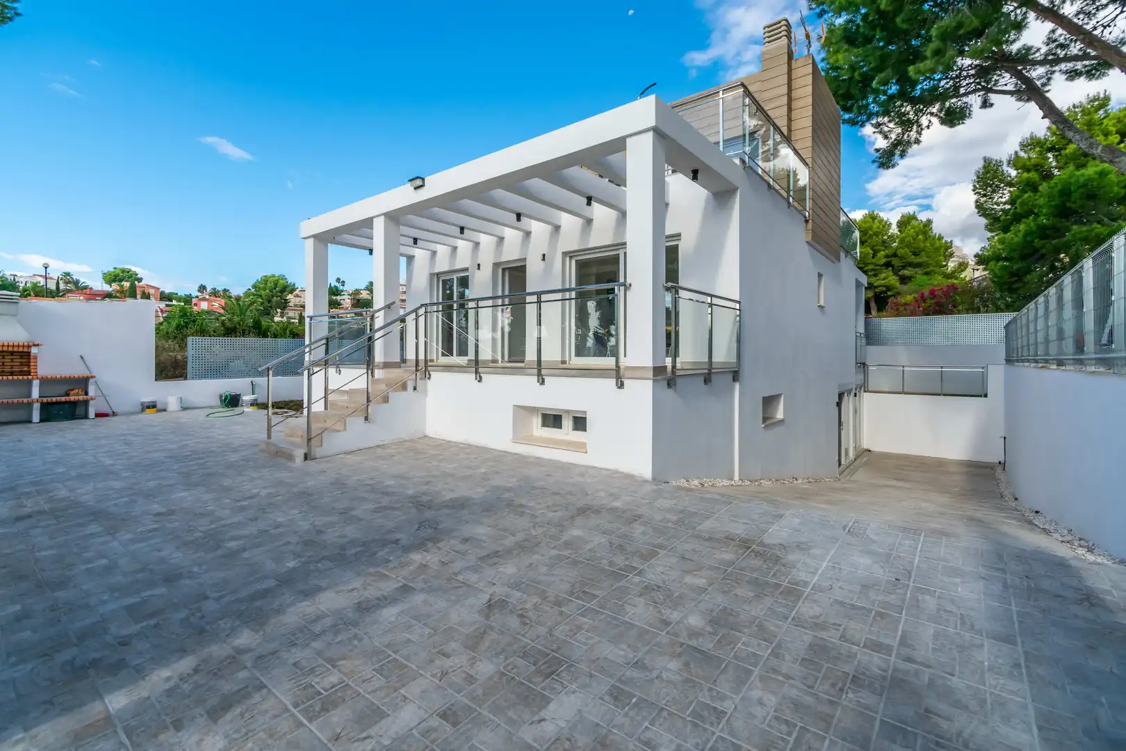 Chalet con piscina en venta en La Nucia Pueblo