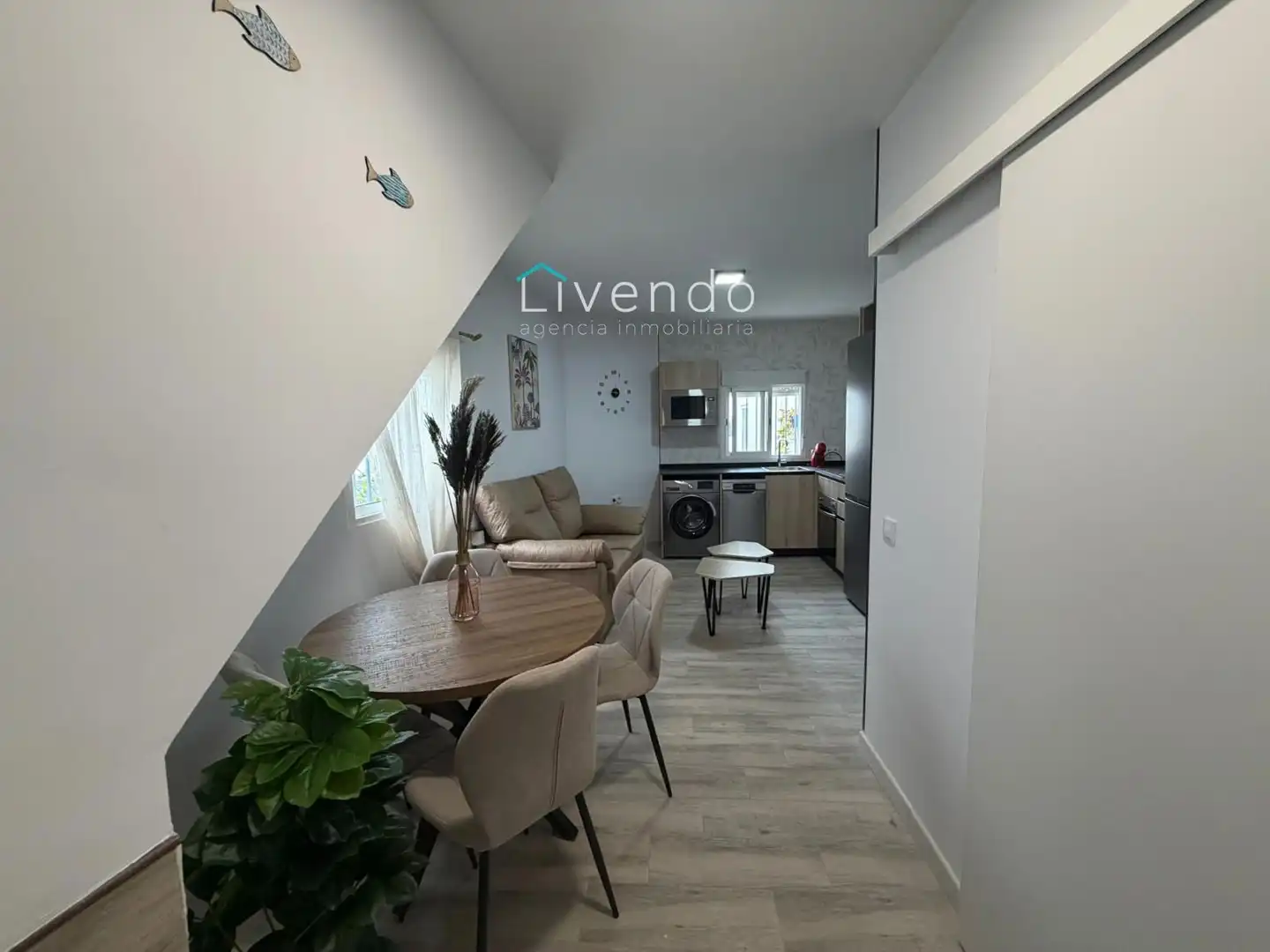Sala d'estar de Casa o xalet en venda en Conil de la Frontera amb Aire condicionat i Moblat