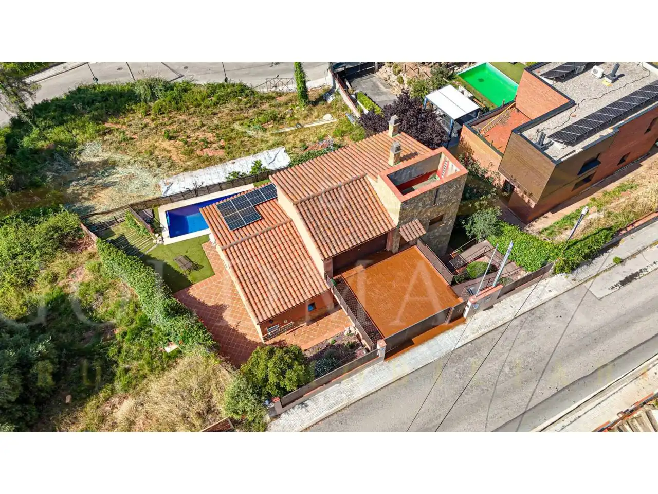 Casa amb piscina en venda a Calle Segre 27, imagen 10