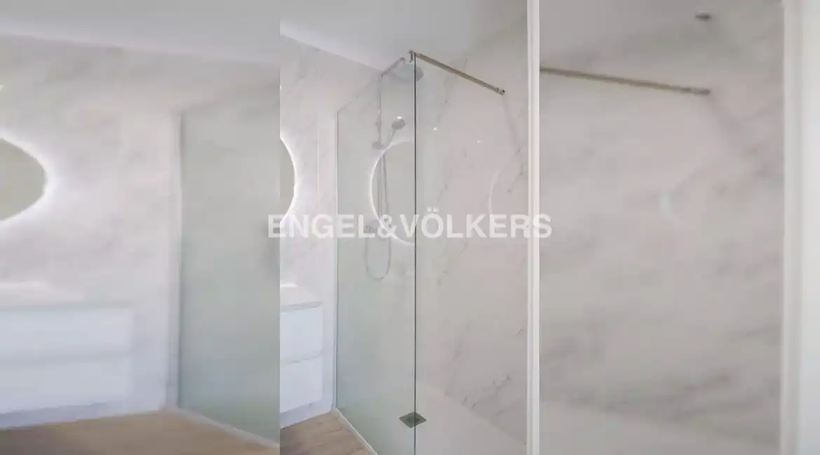 Badezimmer von Wohnung zur Miete in Madrid mit Klimaanlage, Heizung und Möbliert