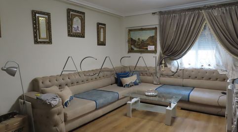 Foto 5 de Piso en venta en Calle Encarnación Oviol, Los Rosales, Madrid Capital