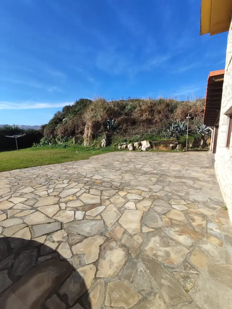 Jardín de Casa o chalet de alquiler en Miengo con Calefacción, Jardín privado y Amueblado