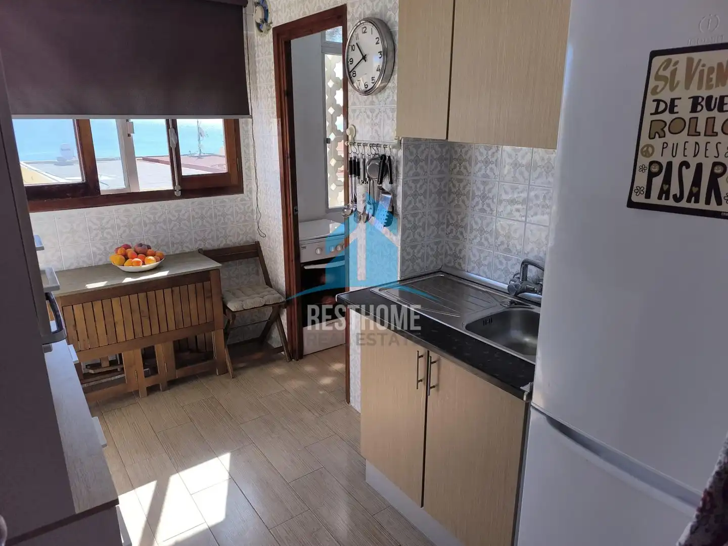 Cocina de Piso en venta en Tavernes de la Valldigna con Amueblado y Balcón