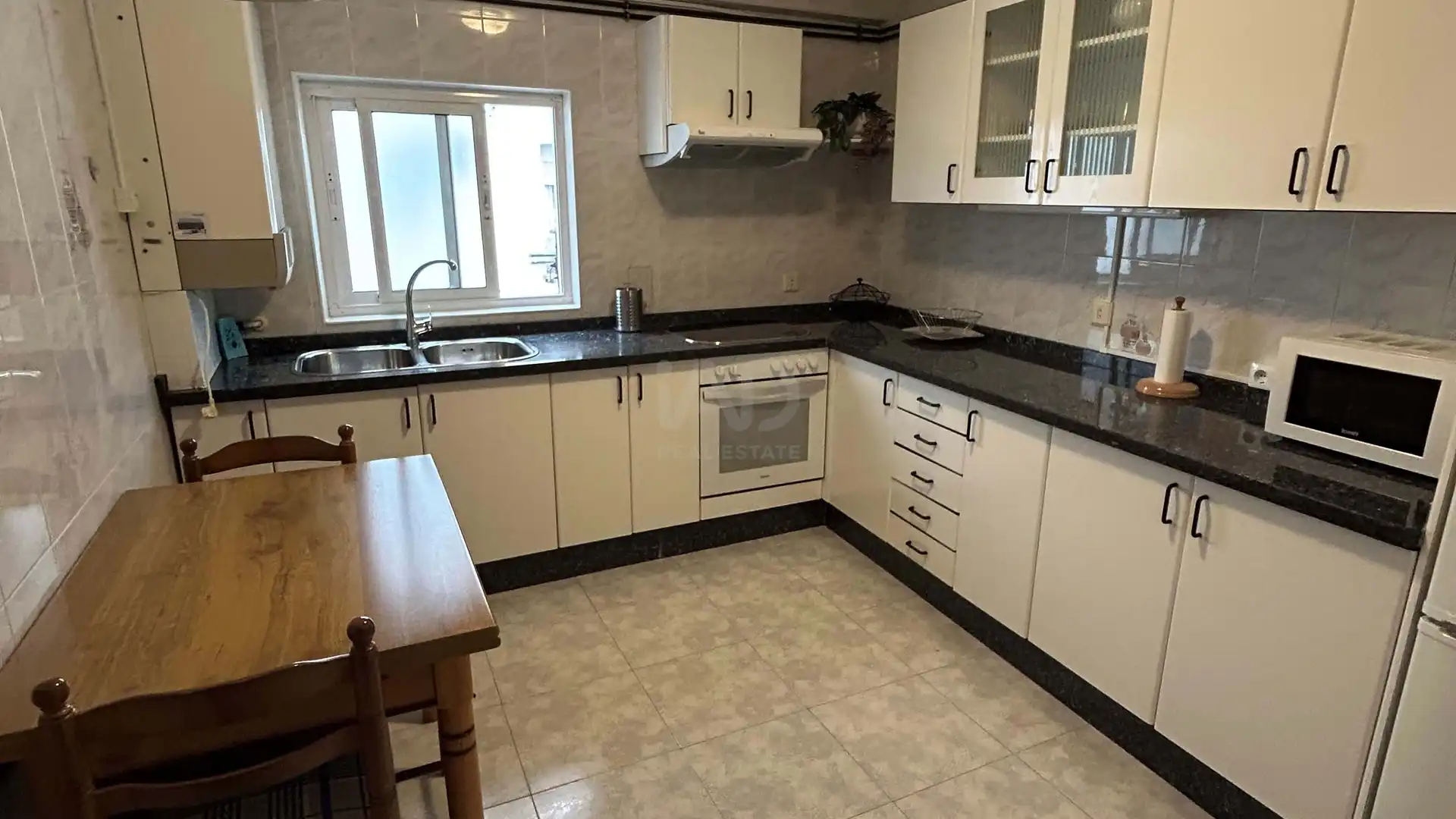 Kitchen of Flat for rent in León Capital   with Heating