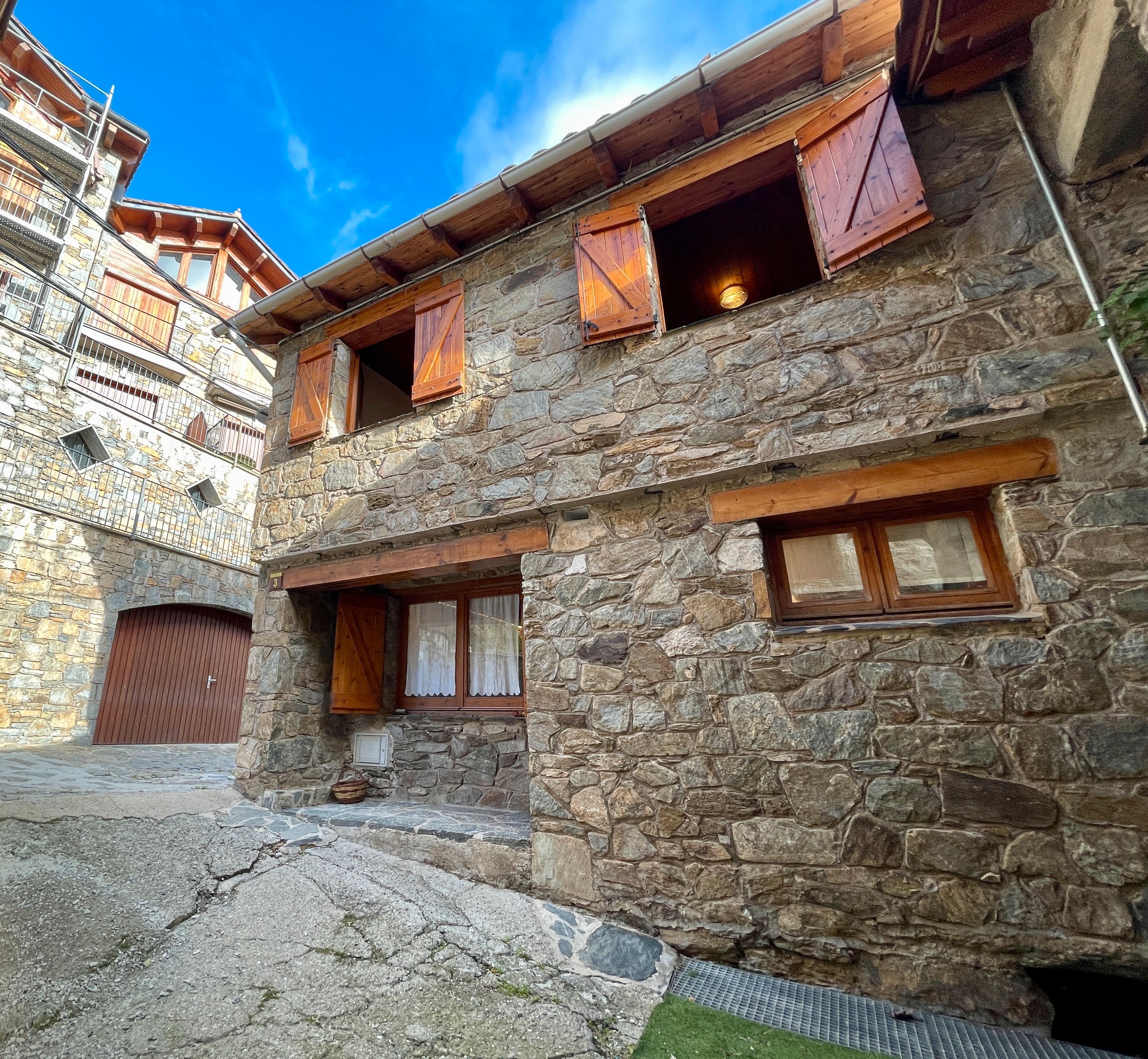 Casa o xalet en venda a Carrer Núria, Vilallonga de Ter