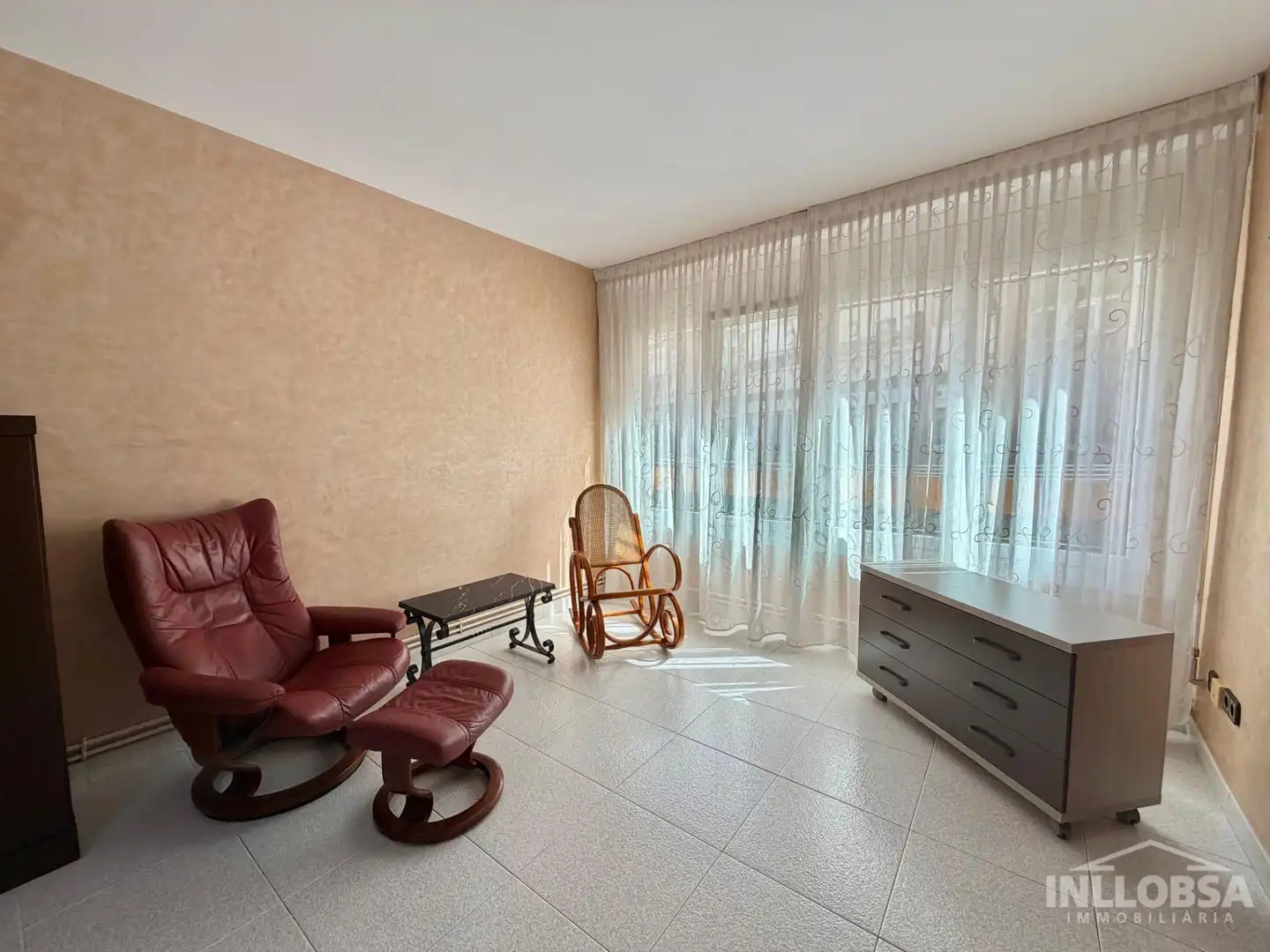 Sala de estar de Piso en venta en Manresa con Calefacción, Trastero y Balcón