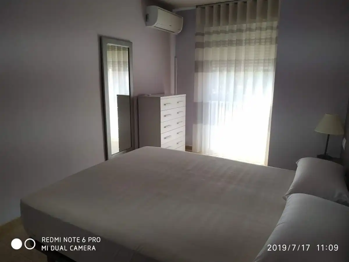 Bedroom of Flat for rent in Plasencia  with Air Conditioner and Heating